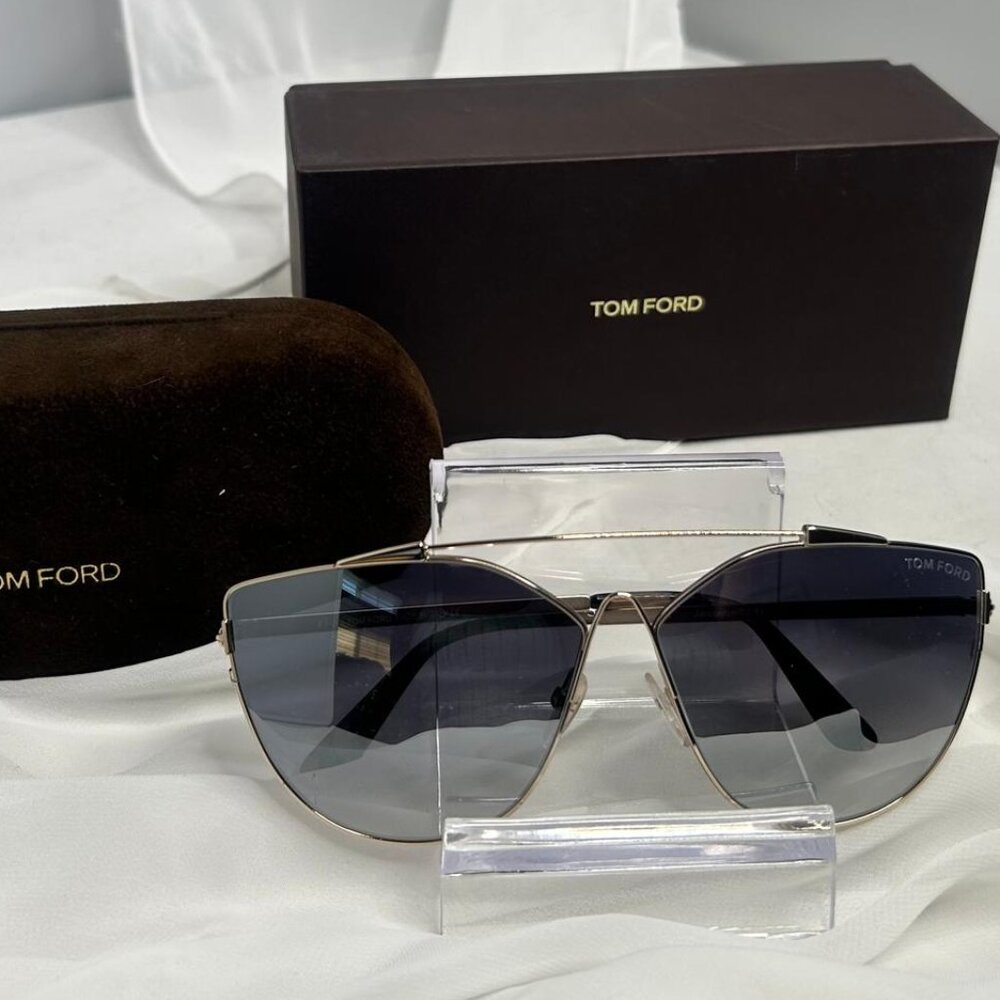 💎✨BRAND NEW✨💎Tom Ford Jacquelyn Grey Mirror Cat Eye Sunglasses